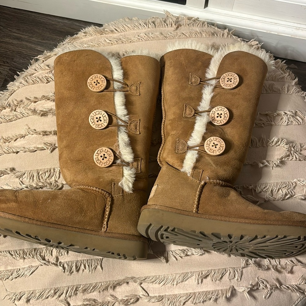UGG boots size 7